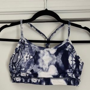 Lululemon Flow Y Tie Dye Bra, size 4